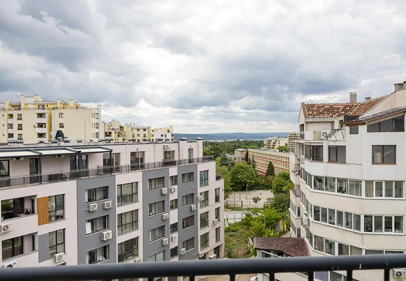 Apartment Urban & Cozy Escape - 1Br Flat Near Grand Mall Varna By Flat Mаnager