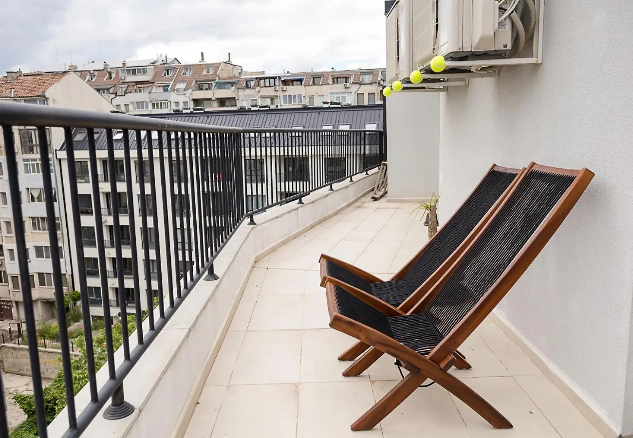 Urban & Cozy Escape - 1Br Flat Near Grand Mall Varna By Flat Mаnager Bulgaria